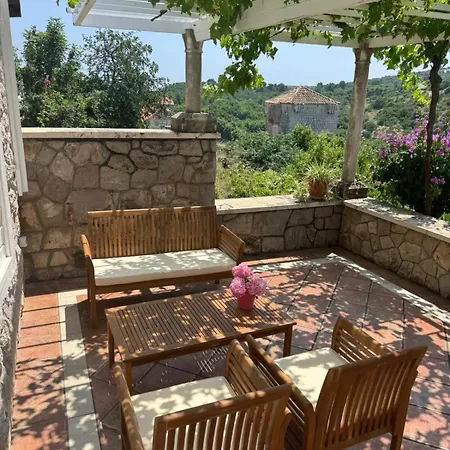 דירה Stylish Stone House For Two