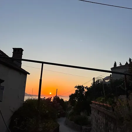 شقة Stylish Stone House For Two